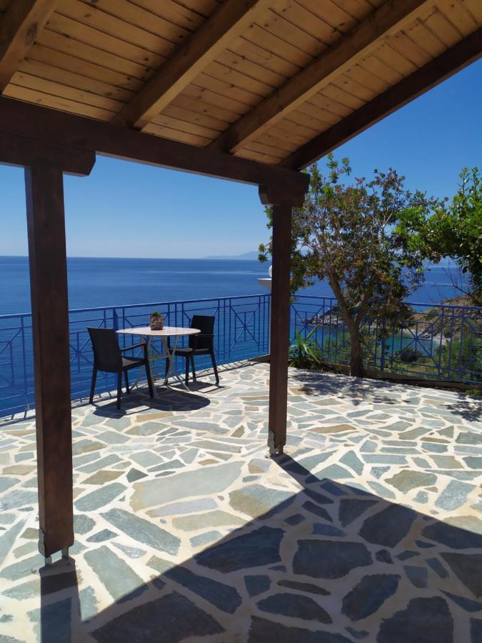 Korasida Blue Coast Apartment Akhladherí Екстериор снимка