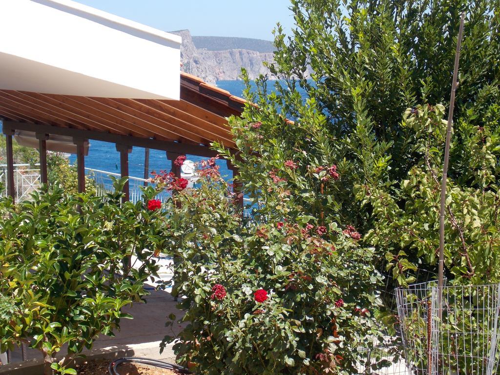 Korasida Blue Coast Apartment Akhladherí Екстериор снимка