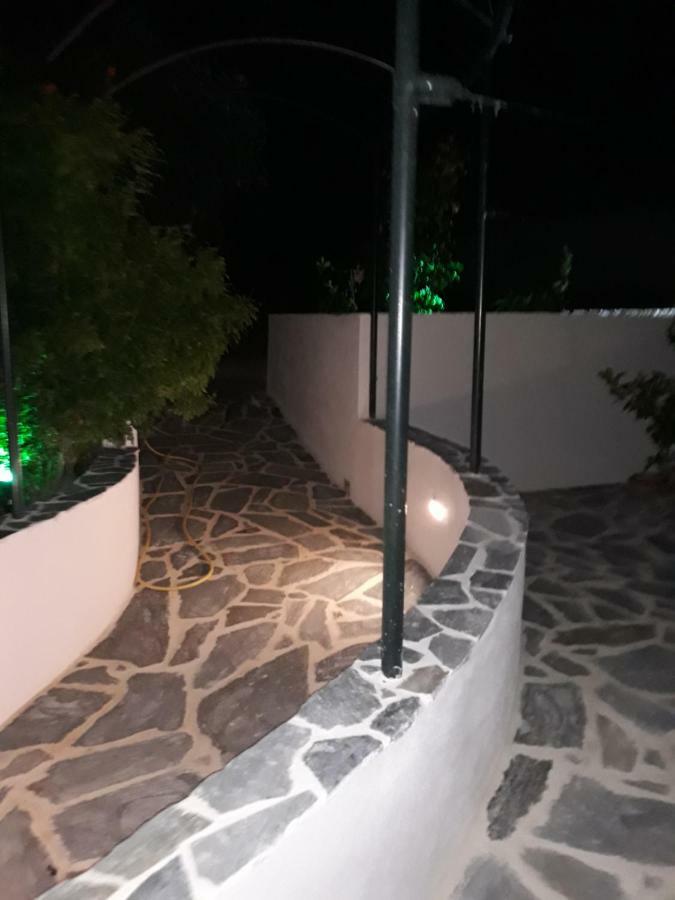 Korasida Blue Coast Apartment Akhladherí Екстериор снимка