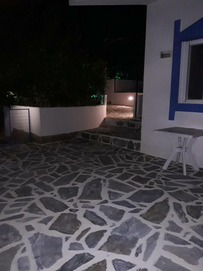 Korasida Blue Coast Apartment Akhladherí Екстериор снимка